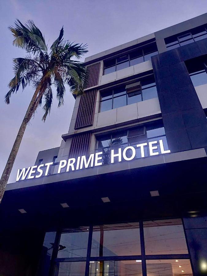West Prime Hotel Calbayog 外观 照片