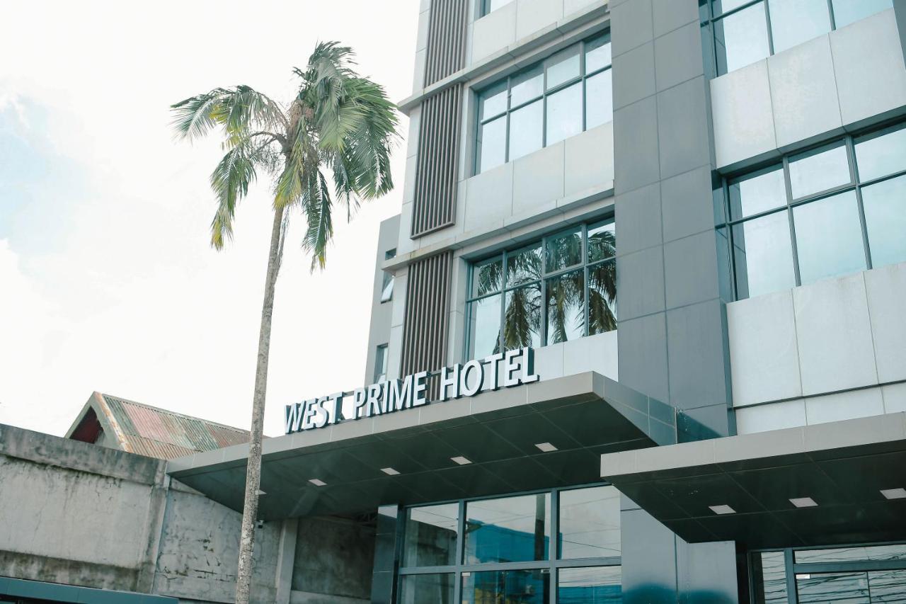 West Prime Hotel Calbayog 外观 照片